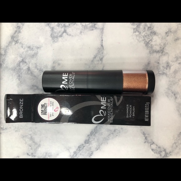Love Me Makeover Essentials - Picture 3 of 3